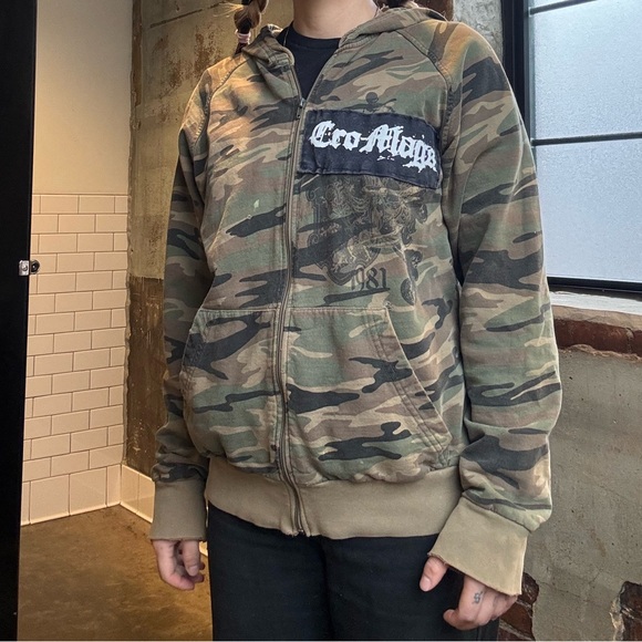 Jacket - Picture 14 of 15